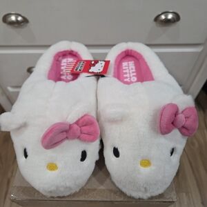 Hello Kitty Plush Slippers - White and Pink